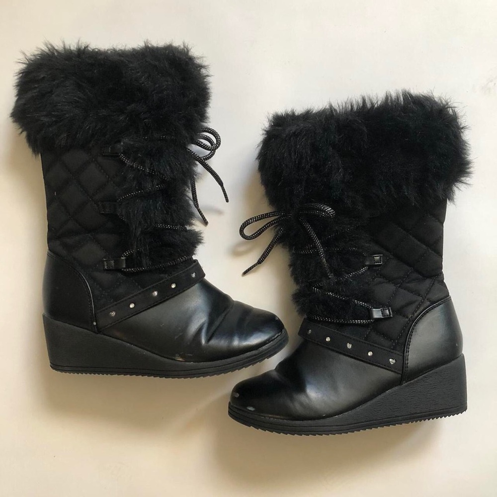 Y2K Vtg Black Heeled Snow Boots